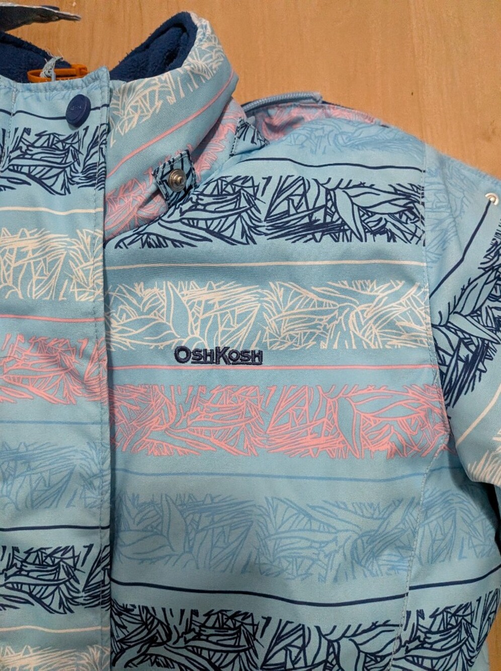 OshKosh B'gosh Girls' Winter Jacket Size 10 Light Blue Striped Faux Fur Hood - Picture 6 of 8